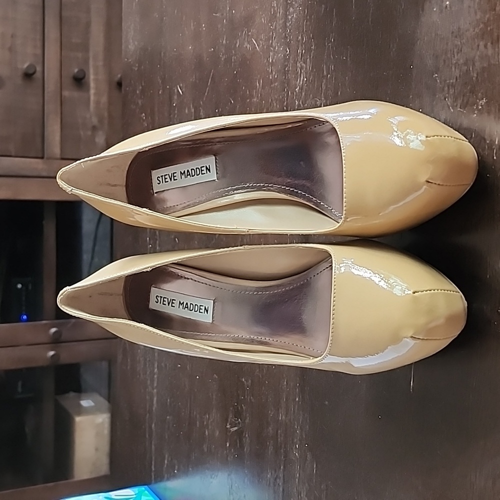 Russhh Blush Pat Heels
